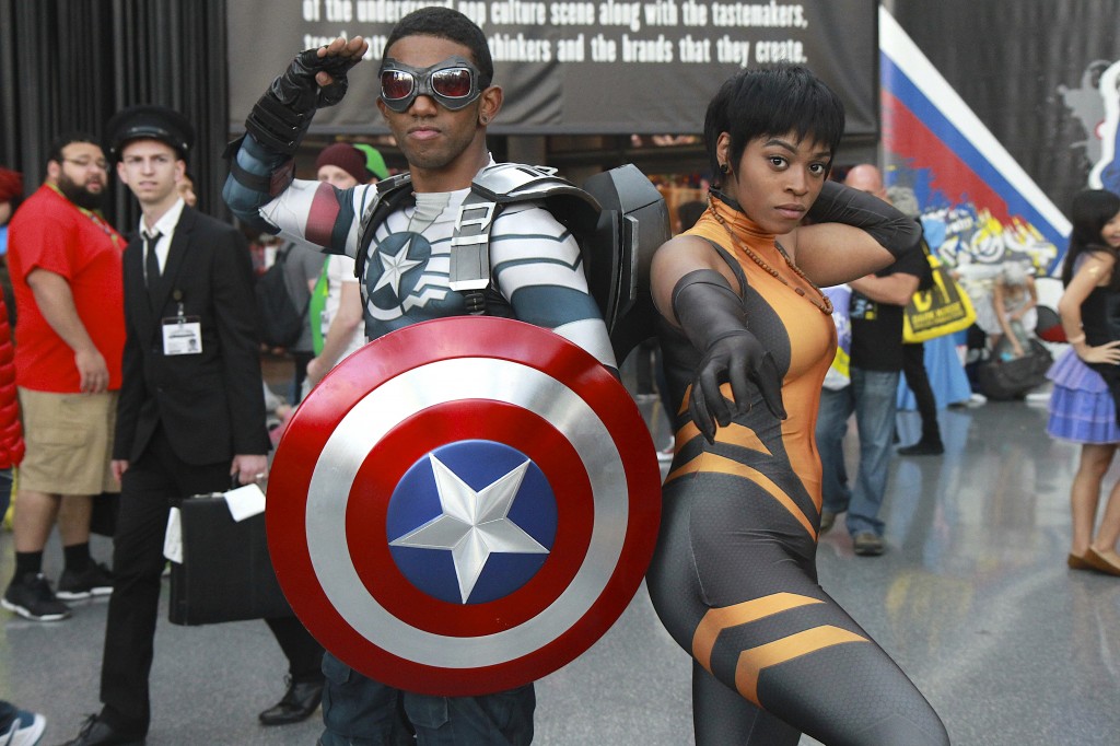 New_York_Comic_Con_Cosplay_2015_Falcon_Vixen_1-1024x682.jpg