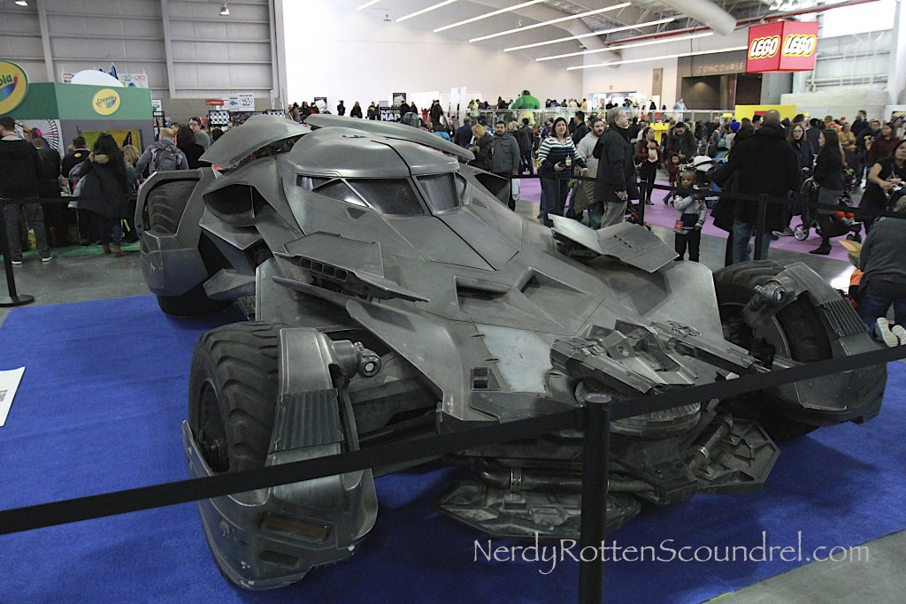 batman vs superman batmobile toy